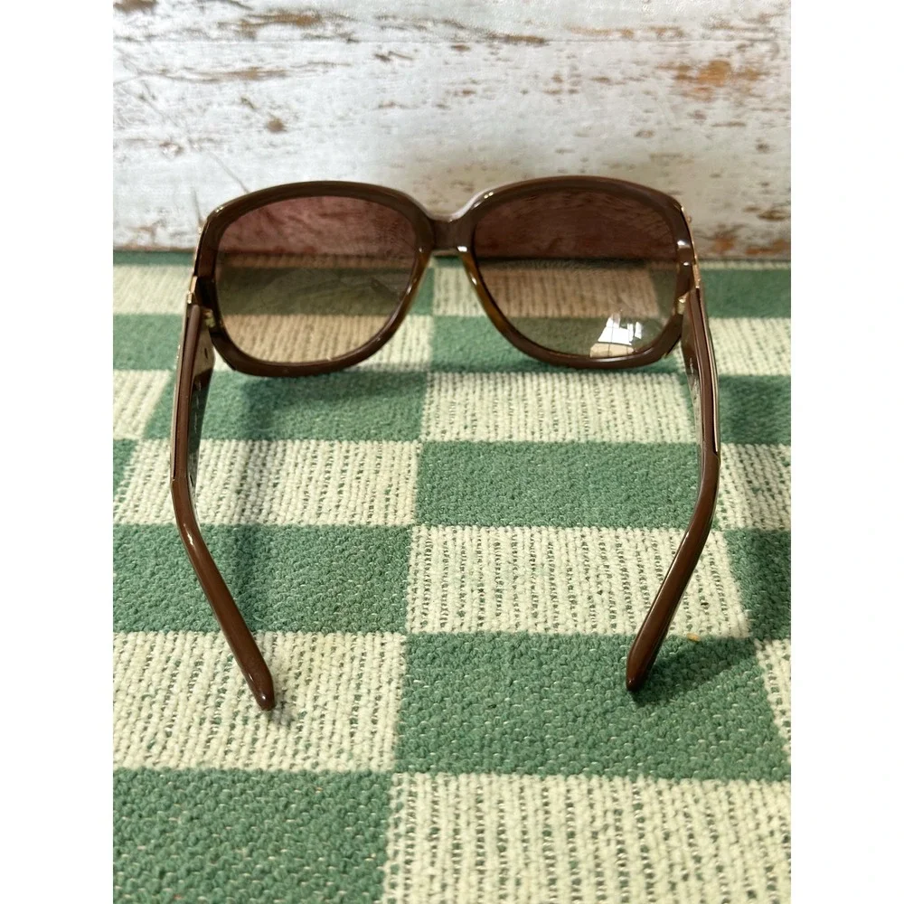Chloe great used